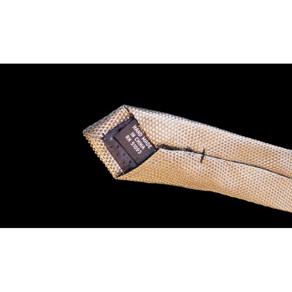 BOCA CLASSICS MENS  NECK TIE‎ TAN GEOMETRIC NWT 100% SILK HANDMADE - Picture 10 of 14